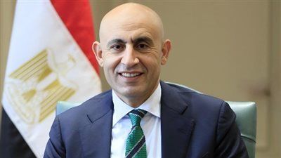 حالة فردية.. التعليم ترد على واقعة إجبار أولياء الأمور على توقيع إقرار بسداد المصروفات الدراسية - الخليج الان