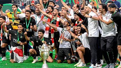 زي النهاردة.. الزمالك يقهر الأهلي ويُتوج بالسوبر الإفريقي بركلات الترجيح - الخليج الان