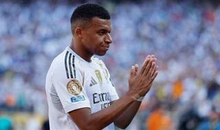 القميص التاريخي ينتقل إلى كيليان مبابي.. ريال مدريد يكرم نجمه الجديد - الخليج الان
