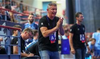 الإسباني فرناندو باربيتو يقود مران منتخب الناشئين استعدادًا لبطولة العالم لكرة اليد - الخليج الان