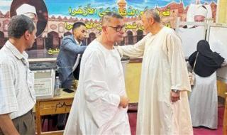 بمشاركة طارق رضوان ..طوابير في انتخابات الشيوخ بلجنة المعهد الأزهري في مركز دار السلام بسوهاج..صور - الخليج الان