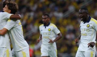 النصر يضرب الاتحاد بثنائية نظيفة