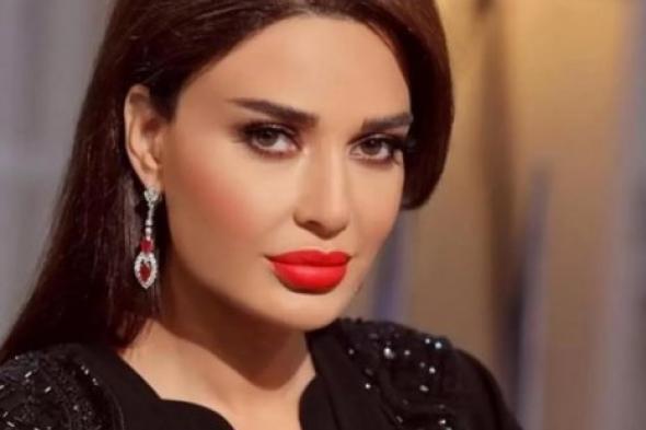 تمزُق فستان الفنانة ’’سيرين عبدالنور‘‘ وأنكشاف ما تحته بكل وضوح أمام الكاميرات !!]