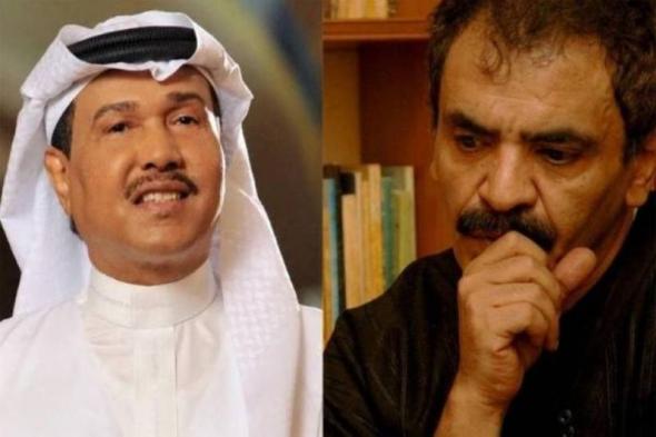 أسرة الشاعر السعودي الراحل "محمد الثبيتي" تتوعد الفنان "محمد عبده" بسبب أغنية!