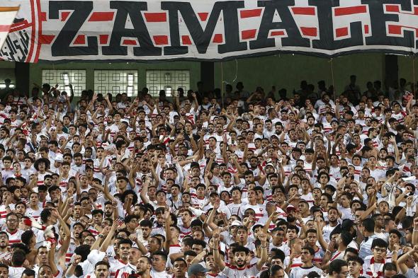 جماهير الزمالك تسب مرتضى منصور ونجله أمير بعد تقدم الأهلي بثلاثية