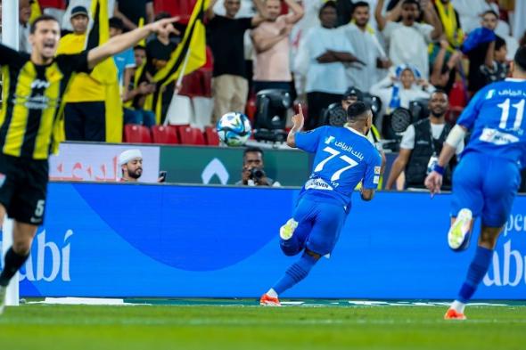 مالكوم يسجل هدفًا خياليًا في مرمى الاتحاد (فيديو)