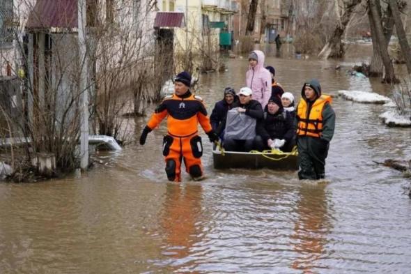 إجلاء أكثر من 108 آلاف في كازاخستان بسبب الفيضانات