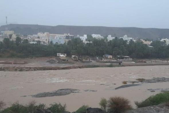 ارتفاع عدد وفيات المنخفض الجوي في سلطنة عمان إلى 21 بينهم 12 طفلاً