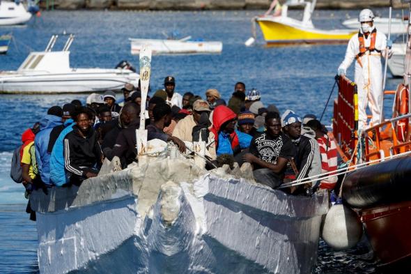 إنقاذ 85 مهاجرًا قبالة شواطئ الداخلة جنوبي المغرب