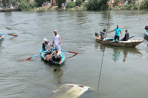 "أختي غرقت أمامي".. شهادة مؤلمة لناجية من حادثة الحافلة في مصر