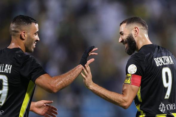 بنزيما يطيح بعبد الرزاق حمد الله خارج الاتحاد السعودي