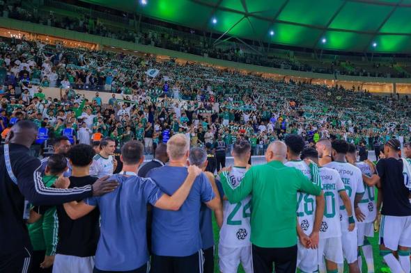 الهلال ينقذ الأهلي السعودي من مأزق كبير