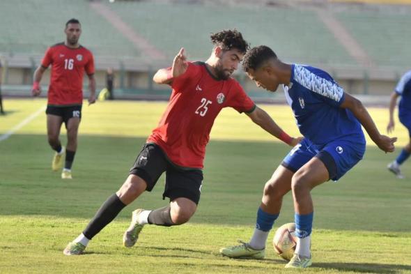 سيارات الإسعاف تدخلت.. اشتباكات بالأيدي في مباراة الصعود للدوري المصري (فيديو)