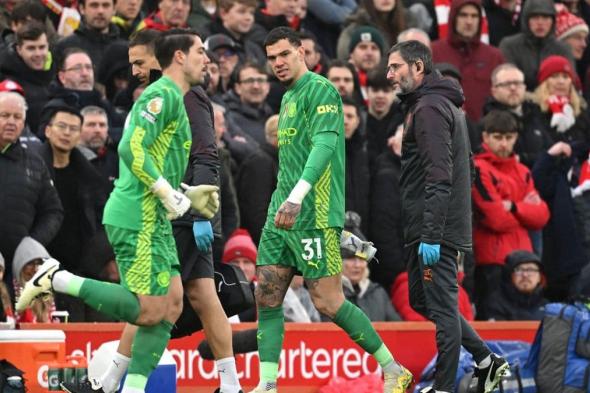 على أجندة النصر والاتحاد.. تحرك رسمي تجاه حارس مانشستر سيتي